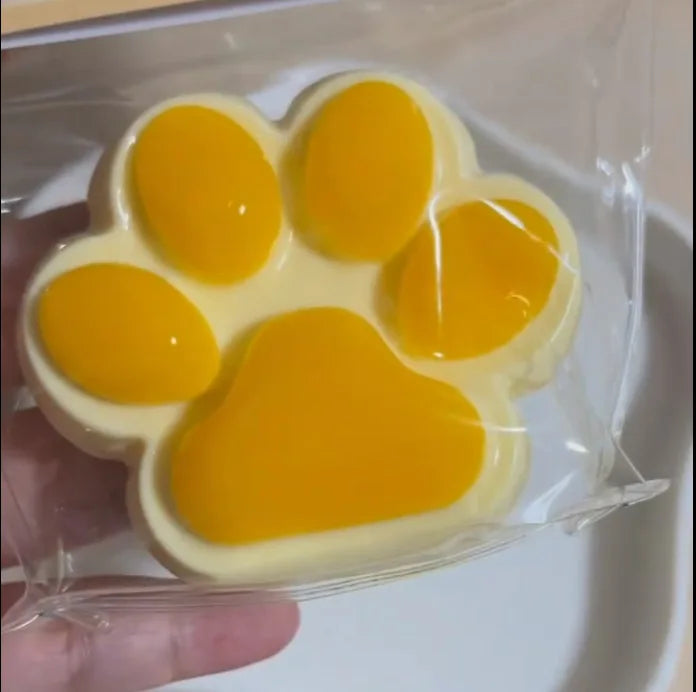 1pc Cute Cat Paw Squeeze Toy Soft Sticky Decompressing Stress Relief Slow Rebound Jelly Pinch Toy for Kids Adults Squishy Toy